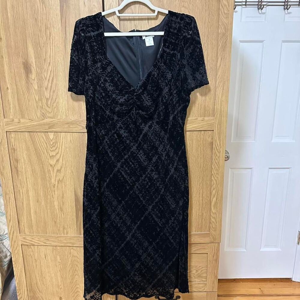 DKNY Women’s Black Burnout Velvet Velour Dress16W